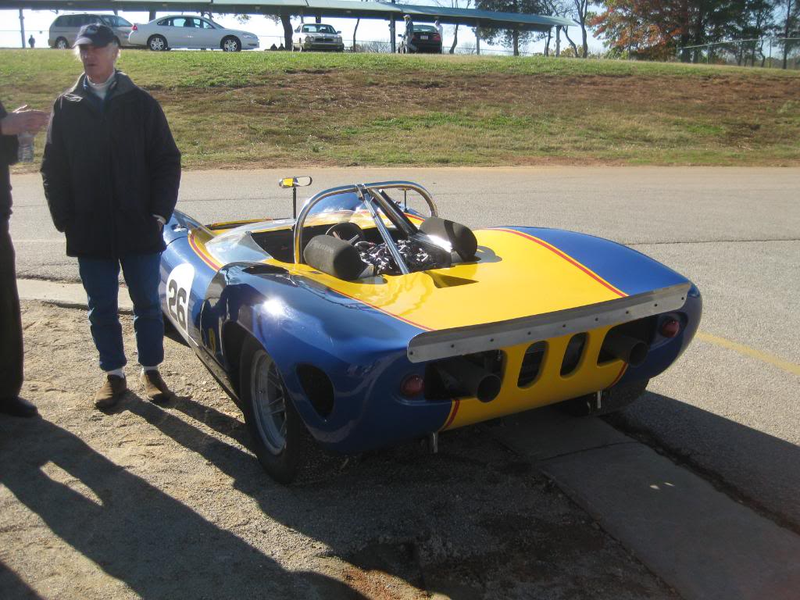 Illustration for article titled Vintage Car Porn: Heacock Classic Gold Cup 2011 at VIR (2/3) Pic Dump!